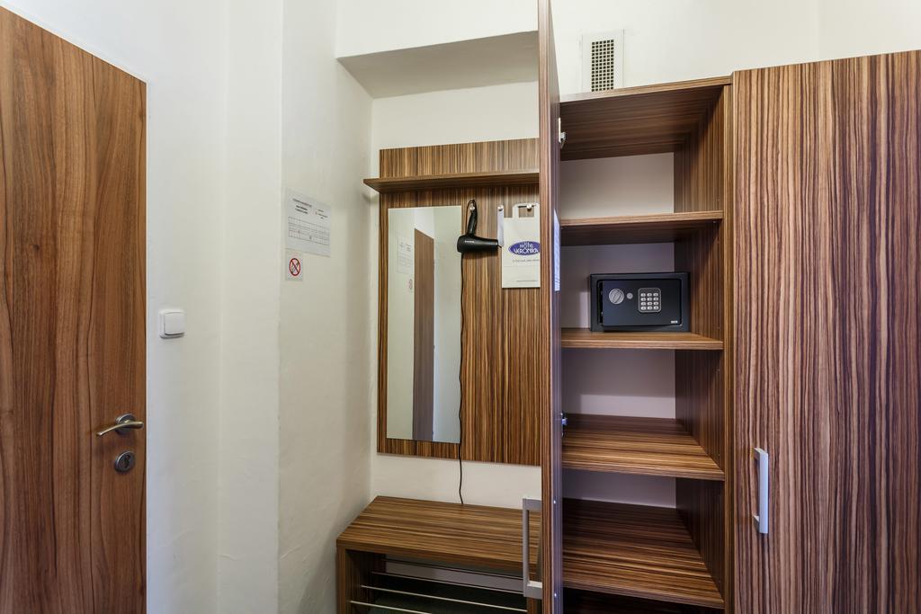 Hotel Veronika 3*